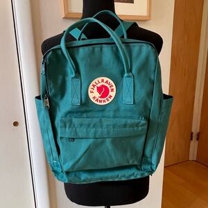 Fjallraven Kảnken Everday Artic Green backpack